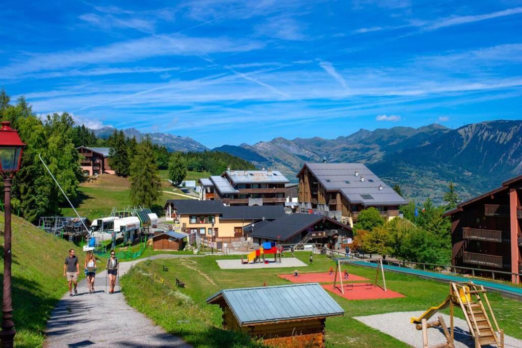 Appt Avec Balcon, Ete Et Hiver, Doucy-Valmorel La Lechere Bagian luar foto